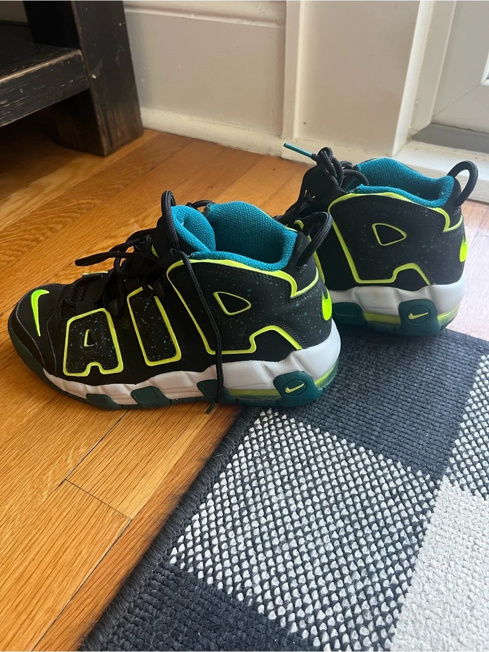 Nike Air More Uptempo Low Black Geode Teal (GS)